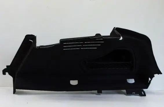 Trunk/boot side trim panel