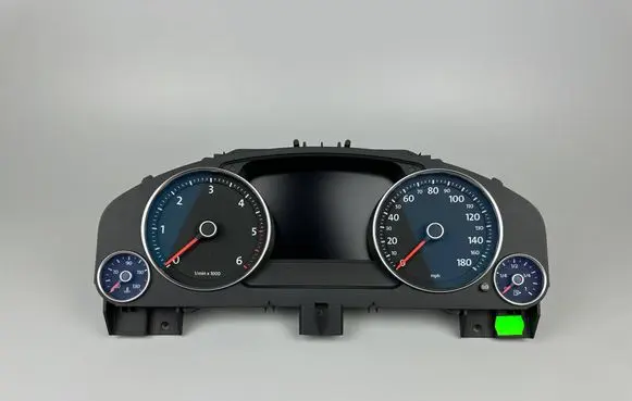 Volkswagen Touareg II Speedometer (instrument cluster) 7P6920983G 0263677157
