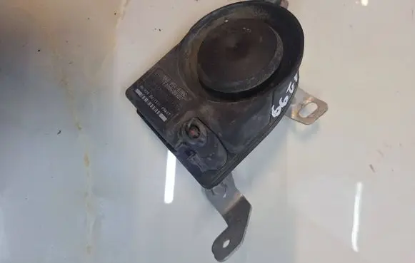 Volkswagen Touareg II Alarm system siren 1K0951605C F005V00327