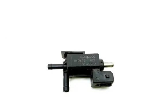 Volvo XC90 Vacuum valve 30670448