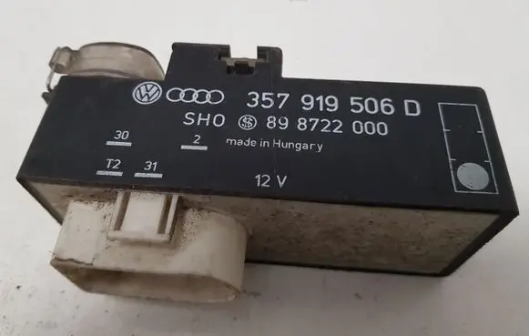 Coolant fan relay