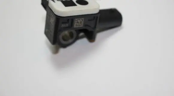 BMW 1 F20 F21 Airbag deployment crash/impact sensor