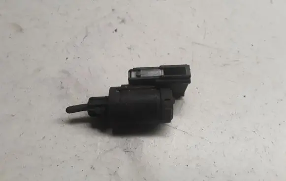 Audi A4 S4 B6 8E 8H Brake pedal sensor switch 3B0945511C 3B0945511 19322010