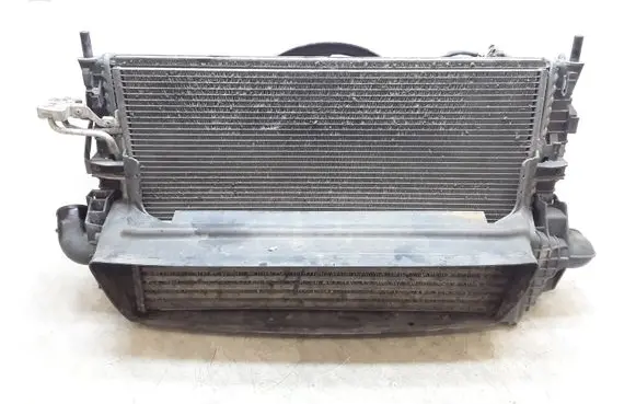 Volvo V50 Radiator set 0130303939 3M5H8C607UB