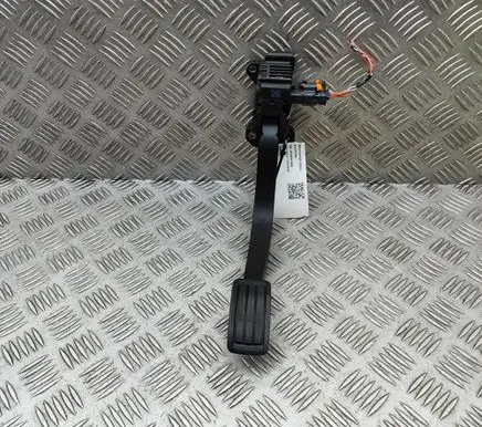 Opel Vivaro Accelerator throttle pedal 9851470480