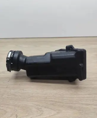 Volvo XC90 Intake resonator 30740895