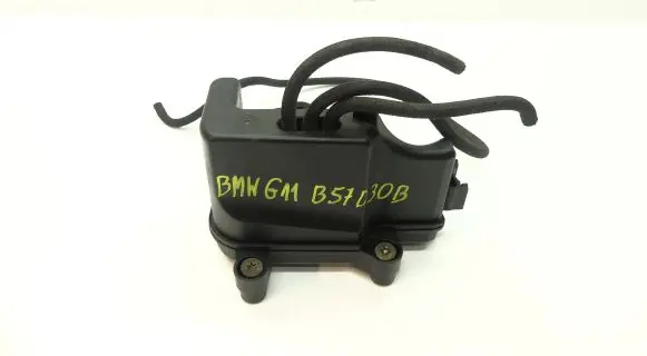 Vacuum air tank