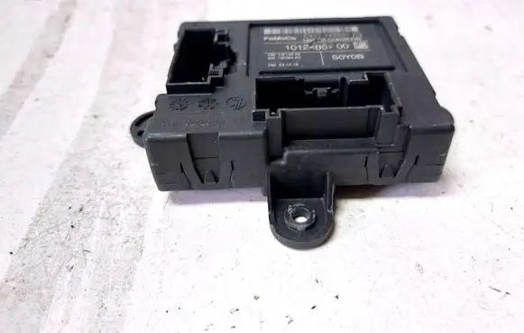 Ford B-MAX Door central lock control unit/module 1012469100