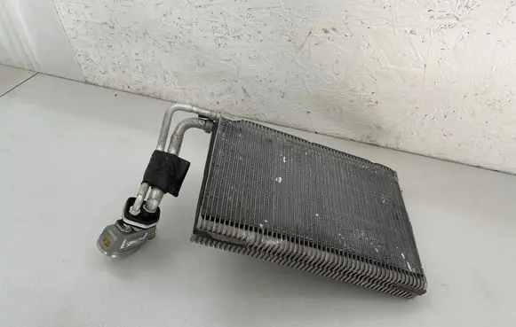 BMW 1 F20 F21 Air conditioning (A/C) radiator (interior) T89266A T89256A461 1U1706200417Z