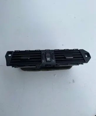 BMW 5 E60 E61 Dash center air vent grill 6910734 7009275