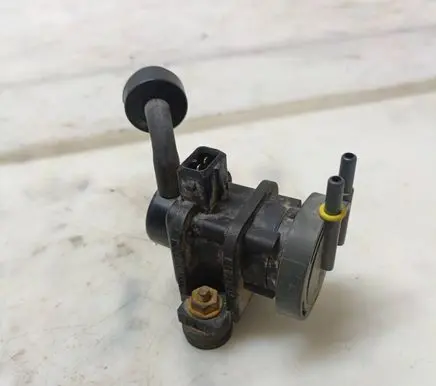Opel Vectra B Turbo solenoid valve 09128022 4522371 4715396