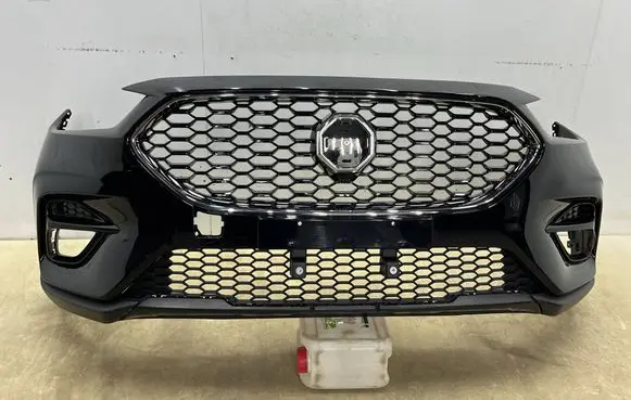 MG ZS Front bumper P10628329