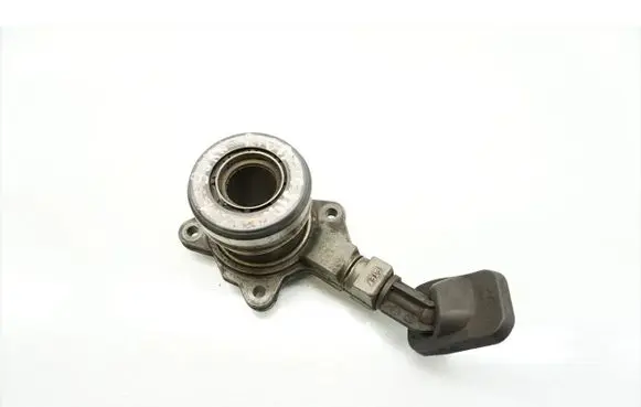 Ford Mondeo Mk III Clutch slave cylinder ZA002311