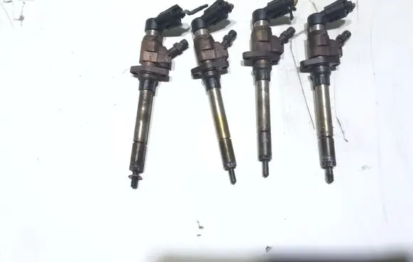 Ford Mondeo MK IV Fuel injectors set 9657144580