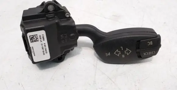 BMW 5 E60 E61 Indicator stalk 6951349