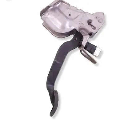 Dacia Logan II Brake pedal 465014380R