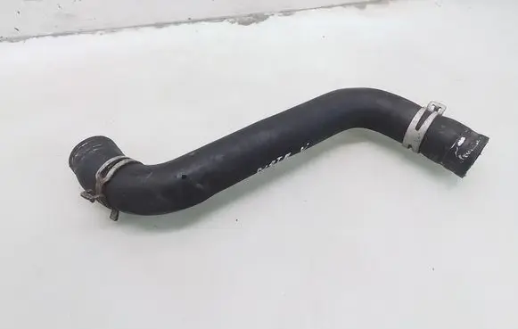 Nissan Note (E11) Engine coolant pipe/hose
