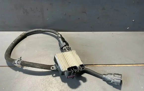 Hyundai Sonata Heater blower fan relay 253853K400