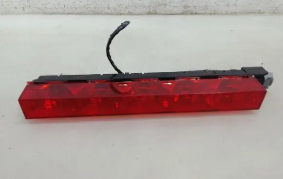 Ford Focus Third/center stoplight 1S7113A613AE