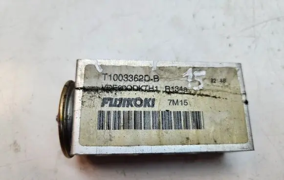 Renault Megane III Air conditioning (A/C) expansion valve T1003362DB