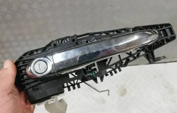 Fiat 500X Front door interior handle 0020