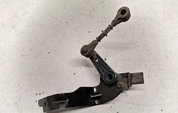 Land Rover Evoque II Air suspension front height level sensor K8D23D026AA
