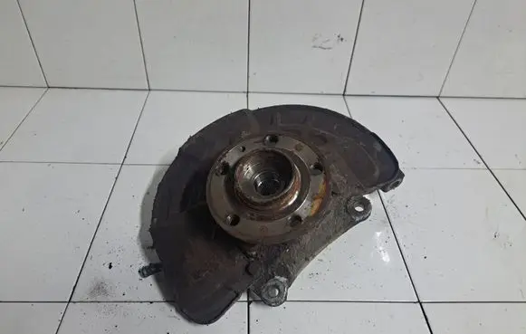 Volvo S80 Front wheel hub