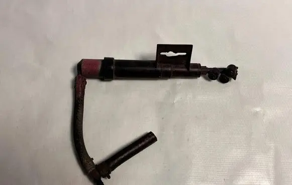 Ford Scorpio Headlight washer nozzle holder 3390390020