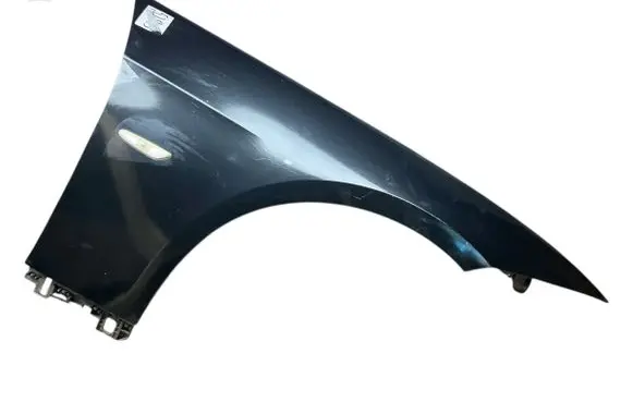 BMW 3 E92 E93 Fender 72458411 7146066