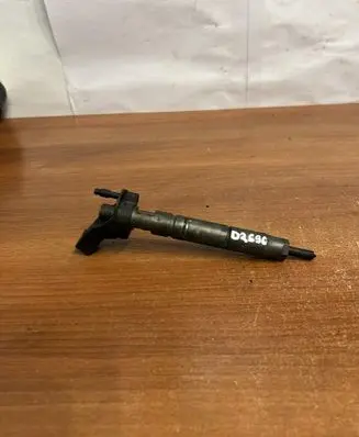 Mercedes-Benz E W211 Fuel injector A642070 D2696