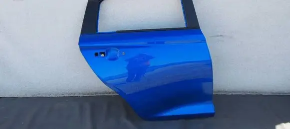 Suzuki Swift IV Rear door 