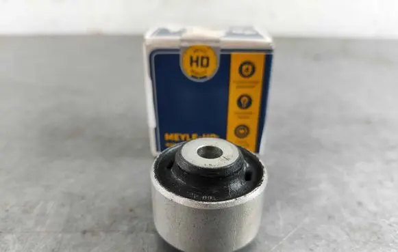 Audi A4 S4 B8 8K Front control arm 1004070070hd