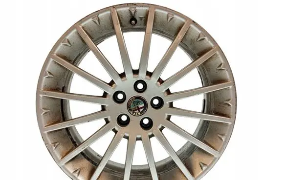 Alfa Romeo 147 R17 alloy rim