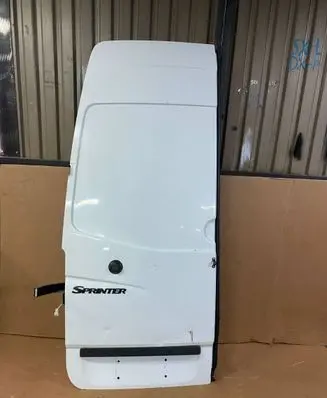 Mercedes-Benz Sprinter W906 Back/rear loading door 341353523531212