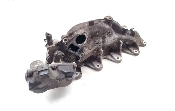 Renault Trafic III (X82) Intake manifold 140031243R 147109816R 8201061904