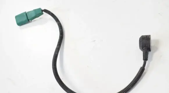 BMW X5 E70 Detonation knock sensor 06E905377A