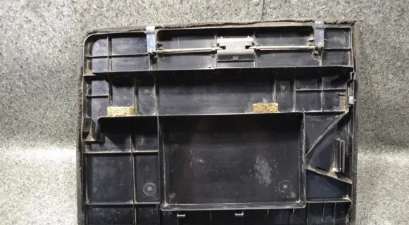 BMW 5 E39 Trunk/boot trim cover 71947327