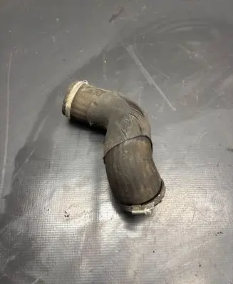 Volvo XC60 Intercooler hose/pipe