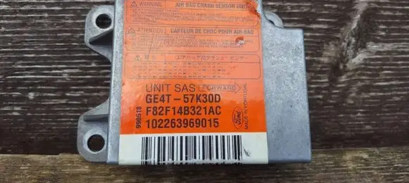 Mazda 626 Airbag control unit/module GE4T57K30D F82F14B321AB