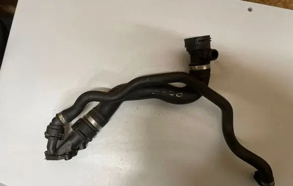 BMW X5 E70 Engine coolant pipe/hose 7808076 7808079