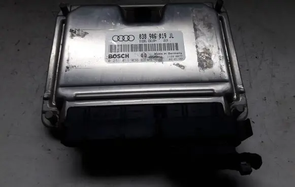Audi A4 S4 B6 8E 8H Engine control unit/module 0281011036