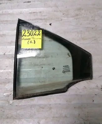 Nissan Primera Rear vent window glass E643R00048
