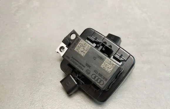 Audi A7 S7 4G Keyless (KESSY) go control unit/module 4H0909131