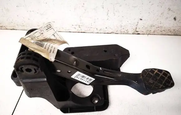 Seat Ibiza IV (6J,6P) Brake pedal 8701790 6R1721058