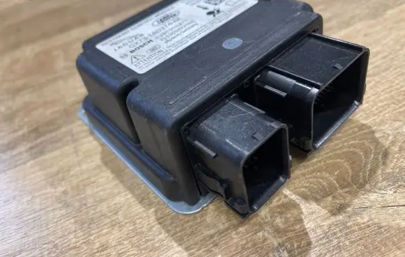 Jaguar F-Pace Airbag control unit/module GX7314D374AK 0285013670