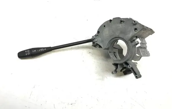 Mercedes-Benz E W211 Indicator stalk A1715402445 K4170