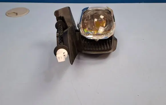 Peugeot 3008 II Headlight part 90094143 9826572780