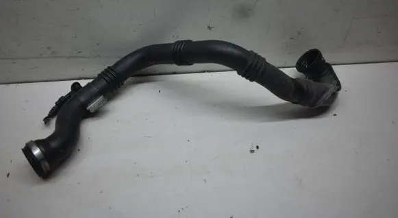 Opel Astra J Intercooler hose/pipe 13398479
