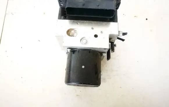 BMW 5 E60 E61 ABS Pump 3451678336001 34516774679-01