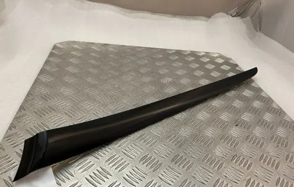 Mitsubishi Outlander Front door trim bar K194AMCG4B45X